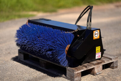 1100MM KANGA BRUSH BROOM ATTACHMENT TO SUIT MINI LOADERS VERMEER TORO