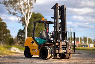 KOMATSU FD45YT 4.5M 4.5T DIESEL FORKLIFT TELEHANDLER CRANE TOYOTA JCB NISSAN YALE
