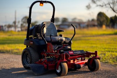 TORO ZMASTER 7000 SERIES DIESEL COMMERCIAL ZERO TURN RIDE ON LAWN MOWER JOHN DEERE