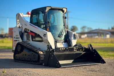BOBCAT T590 SKID STEER LOADER CATERPILLAR CASE KUBOTA TEREX ASV