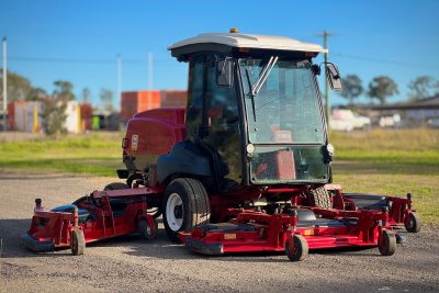 TORO GROUNDSMASTER 5910 DIESEL COMMERCIALRIDE ON LAWN MOWER JOHN DEERE KUBOTA