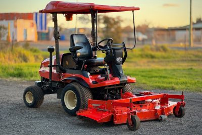 KUBOTA F3690 72 INCH DIESEL OUT FRONT DECK RIDE ON LAWN MOWER TORO
