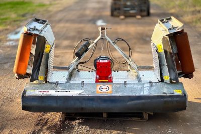 2020 HOWARD TRIMAX STEALTH S3 11FT/3.4M SLASHER  WIDE AREA FOLDING WING FINISHING MOWER JOHN DEERE