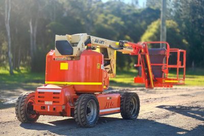 JLG M400AJP BOOMLIFT ELEVATED WORK PLATFORM EWP JLG HAULOTTE SKYJACK