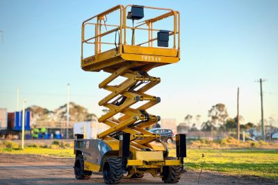 HAULOTTE COMPACT 12DX DIESEL SCISSOR LIFT JLG GENIE MERLO