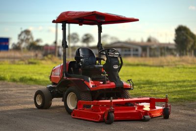KUBOTA F3690 72 INCH DIESEL OUT FRONT DECK RIDE ON LAWN MOWER TORO