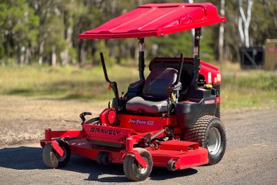 GRAVELY PRO TURN 472 DIESEL COMMERCIAL ZERO TURN RIDE ON LAWN MOWER TORO JOHN DEERE KUBOTA