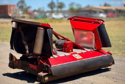 HOWARD TRIMAX STEALTH S3 11FT/3.4M SLASHER  WIDE AREA FOLDING WING FINISHING MOWER JOHN DEERE