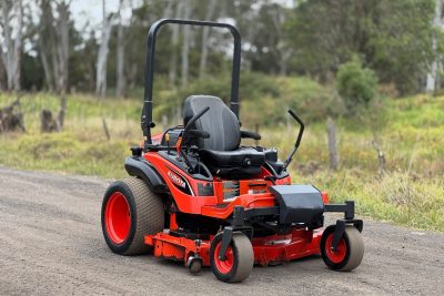 KUBOTA ZD1211 COMMERCIAL DIESEL ZERO TURN RIDE ON LAWN MOWER JOHN DEERE TORO ISEKI