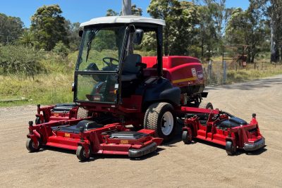 TORO GROUNDSMASTER 5900 WIDE AREA RIDE ON DIESEL COMMERCIAL LAWN MOWER