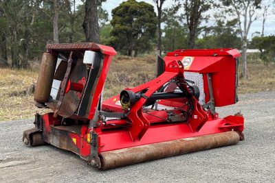 HOWARD TRIMAX STEALTH S3 11FT/3.4M SLASHER  WIDE AREA FOLDING WING FINISHING MOWER JOHN DEERE