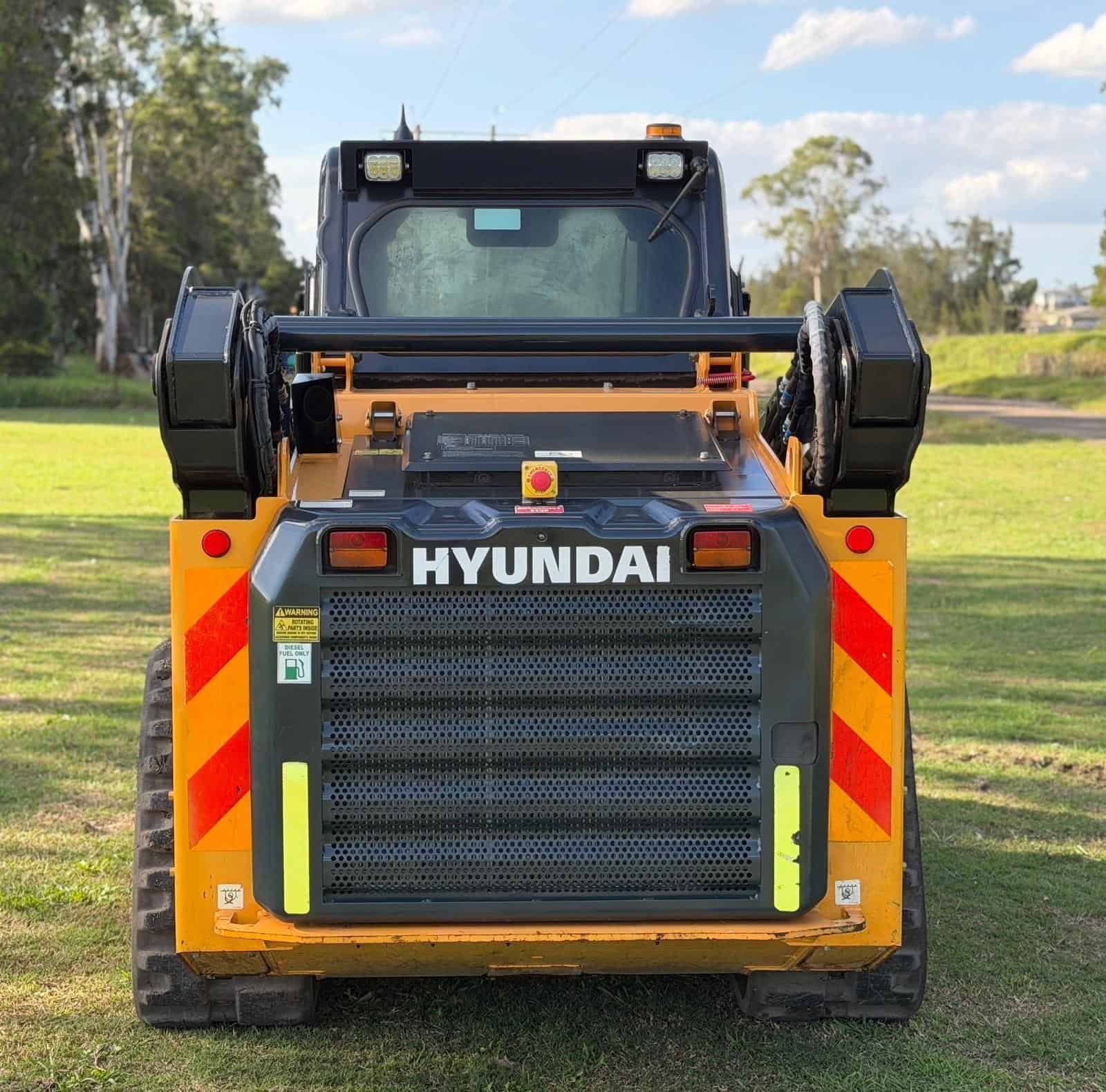 HYUNDAI HT100V SKID STEER LOADER CATERPILLAR CASE BOBCAT TEREX ASV image 18