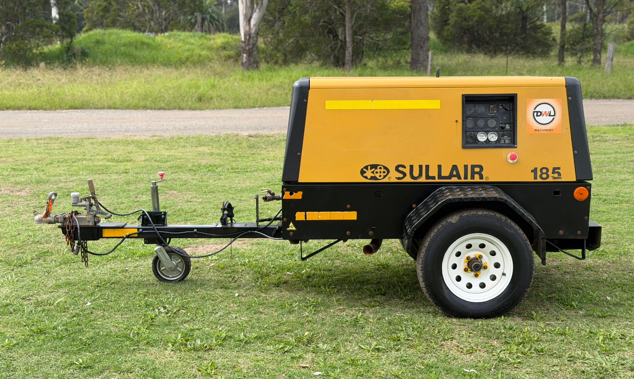 SULLAIR 185DPQ 185CFM AIR COMPRESSOR ATLAS COPCO AIRMAN image 2
