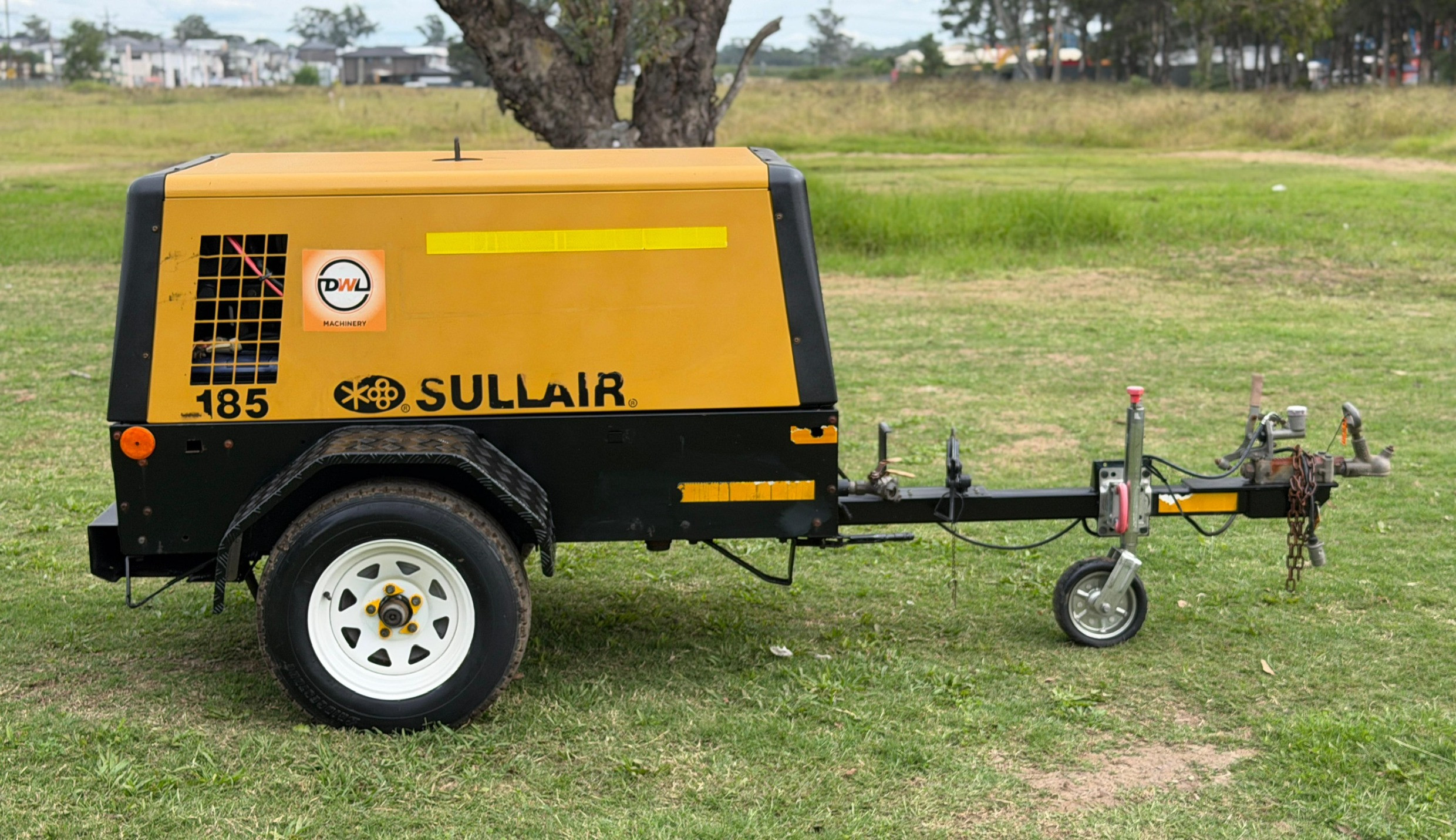 SULLAIR 185DPQ 185CFM AIR COMPRESSOR ATLAS COPCO AIRMAN image 5