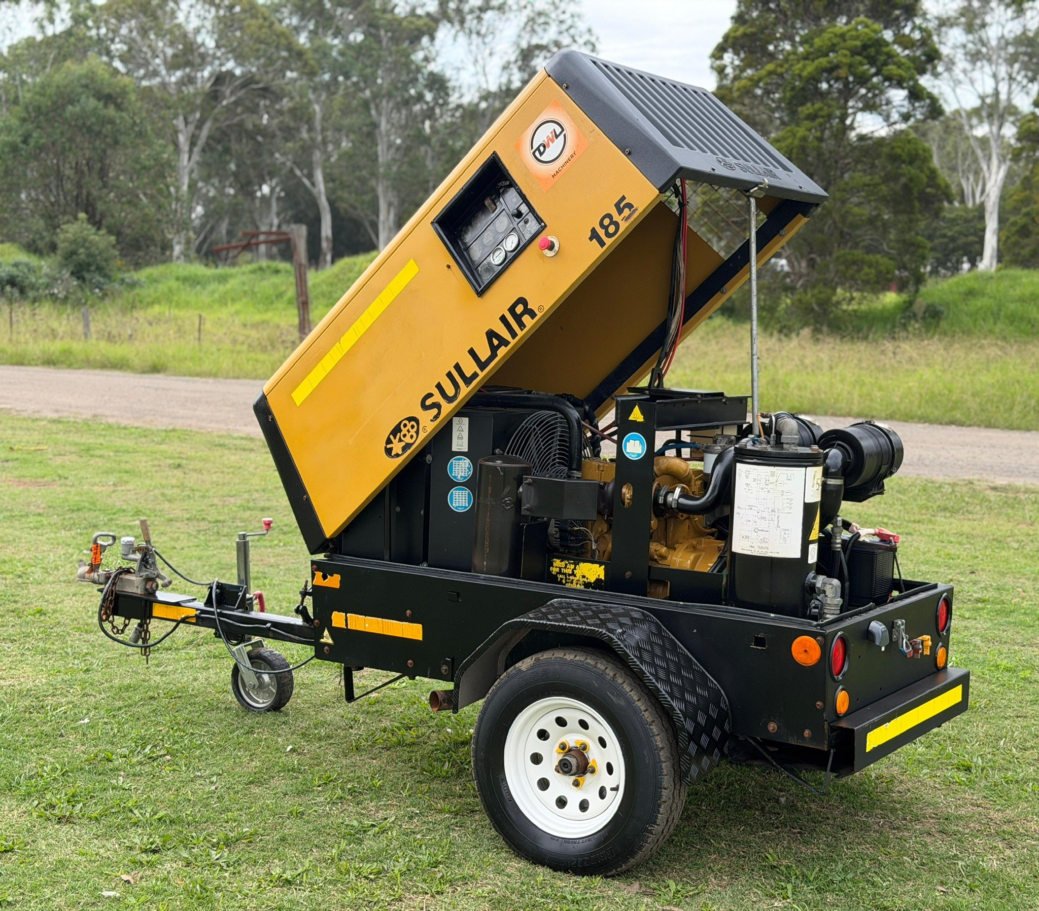 SULLAIR 185DPQ 185CFM AIR COMPRESSOR ATLAS COPCO AIRMAN image 11