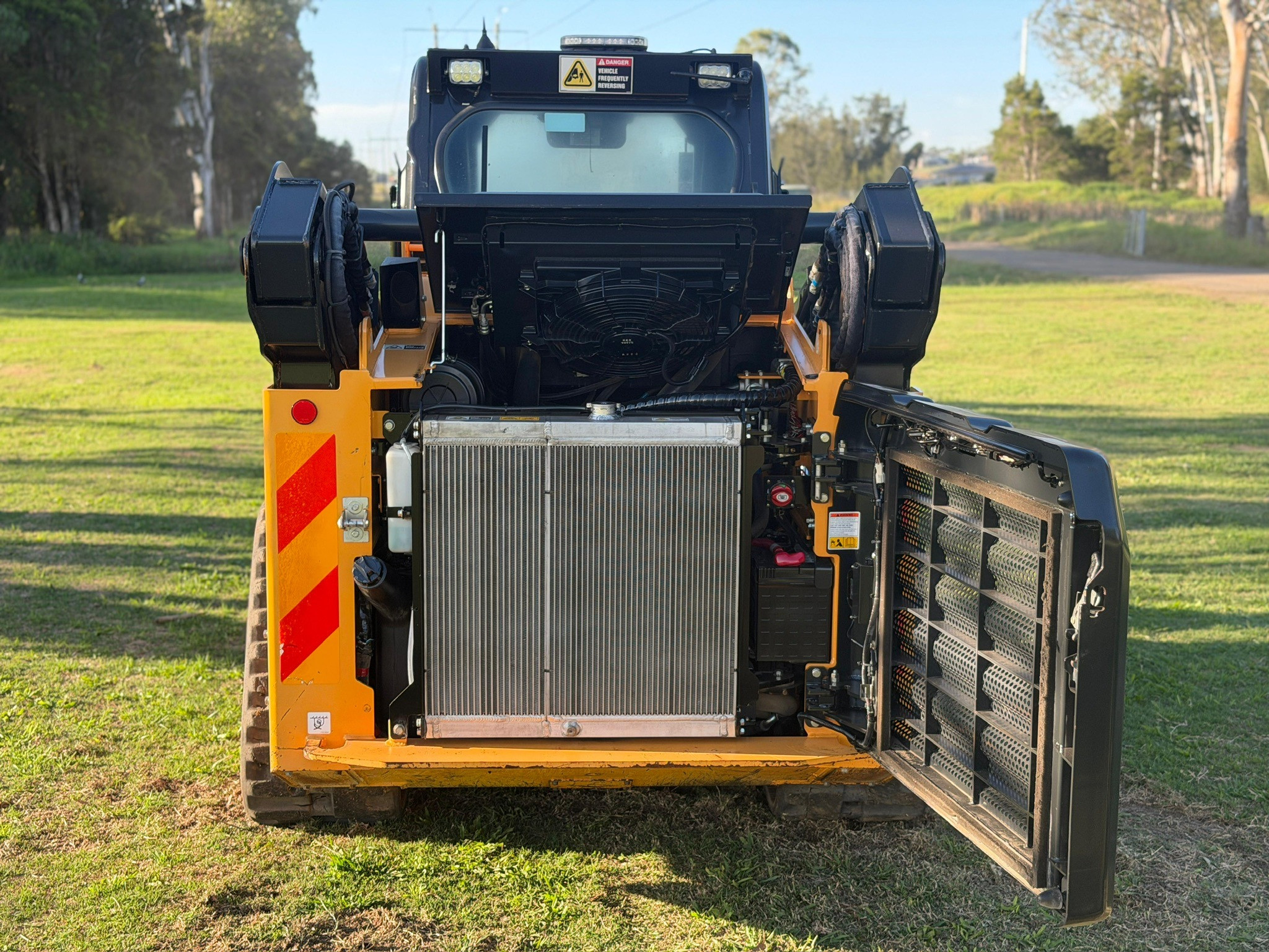 HYUNDAI HT100V SKID STEER LOADER CATERPILLAR CASE BOBCAT TEREX ASV image 16