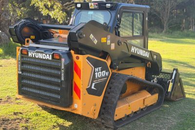 HYUNDAI HT100V SKID STEER LOADER CATERPILLAR CASE BOBCAT TEREX ASV