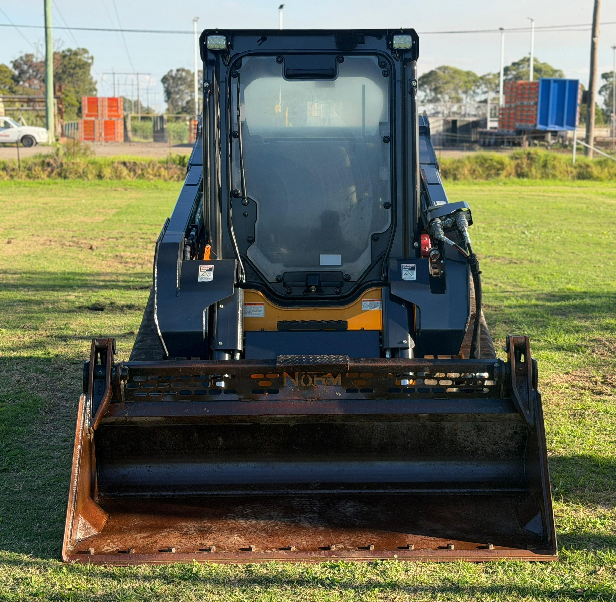 HYUNDAI HT100V SKID STEER LOADER CATERPILLAR CASE BOBCAT TEREX ASV image 19