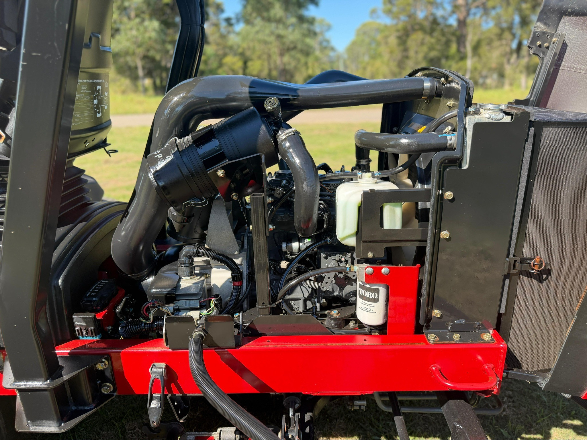 TORO REELMASTER 5010-H CROSS TRAX HYBRID AWD REEL CYLINDER FAIRWAY GREENS COMMERCIAL DIESEL MOWER image 7