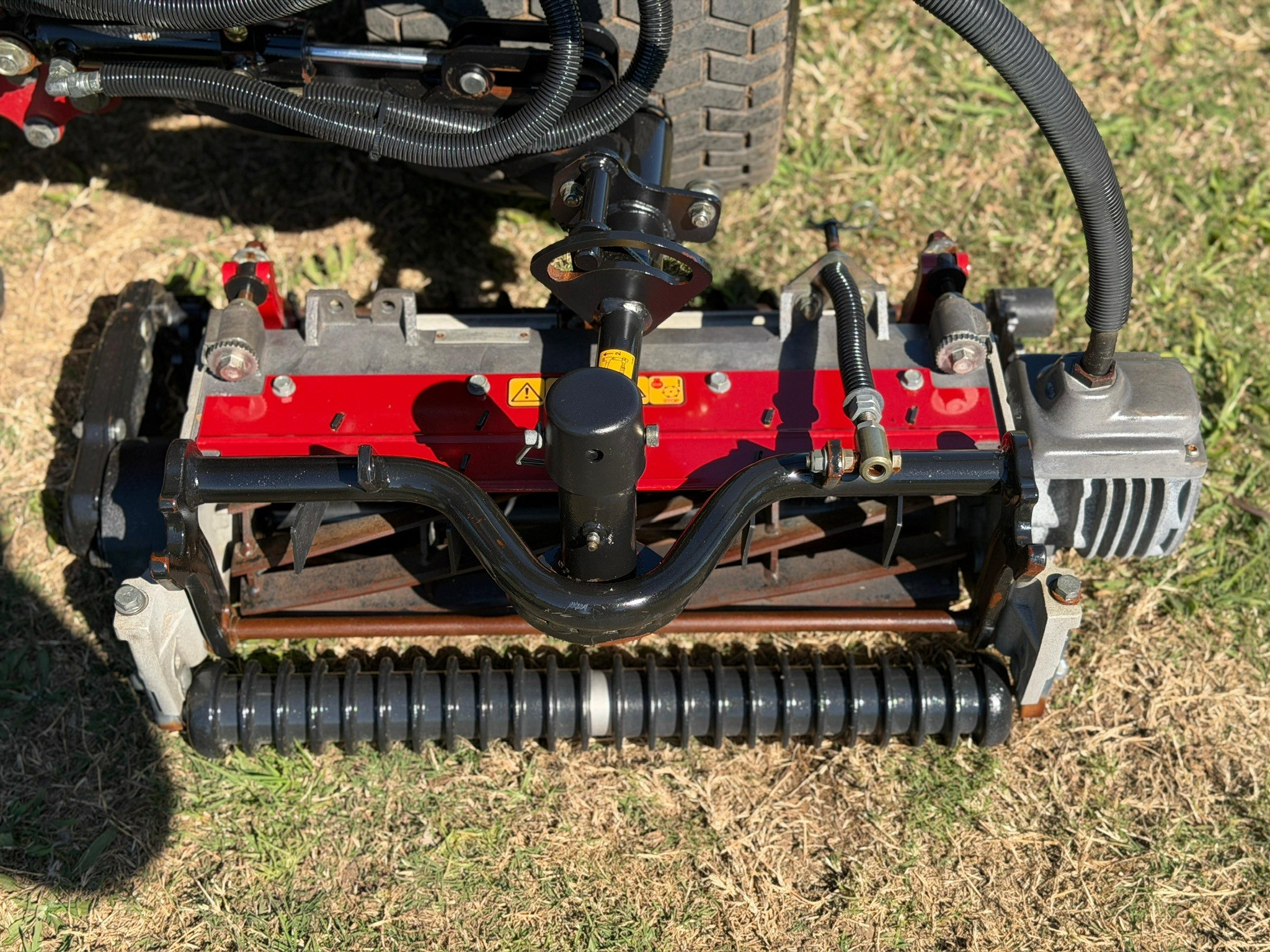 TORO REELMASTER 5010-H CROSS TRAX HYBRID AWD REEL CYLINDER FAIRWAY GREENS COMMERCIAL DIESEL MOWER image 13