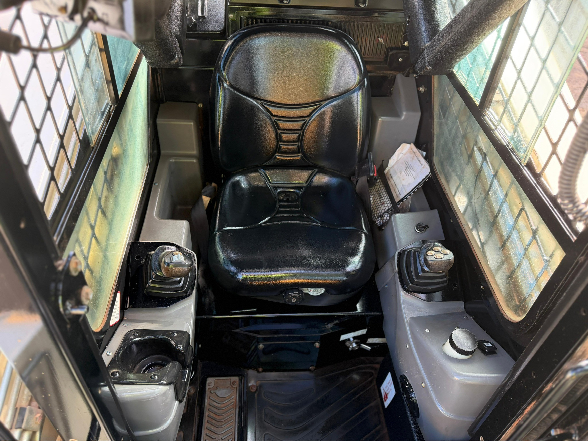 TEREX PT100G 100HP A/C CAB HIGH FLOW POSI TRACK SKID STEER LOADER BOBCAT CATERPILLAR  ASV image 17