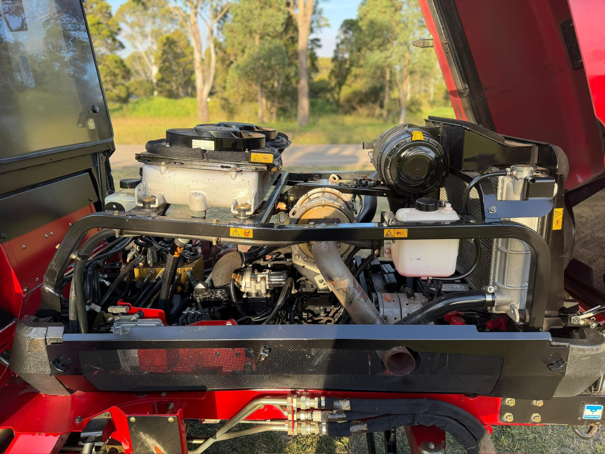 TORO GROUNDSMASTER 5910 DIESEL COMMERCIALRIDE ON LAWN MOWER JOHN DEERE KUBOTA image 9