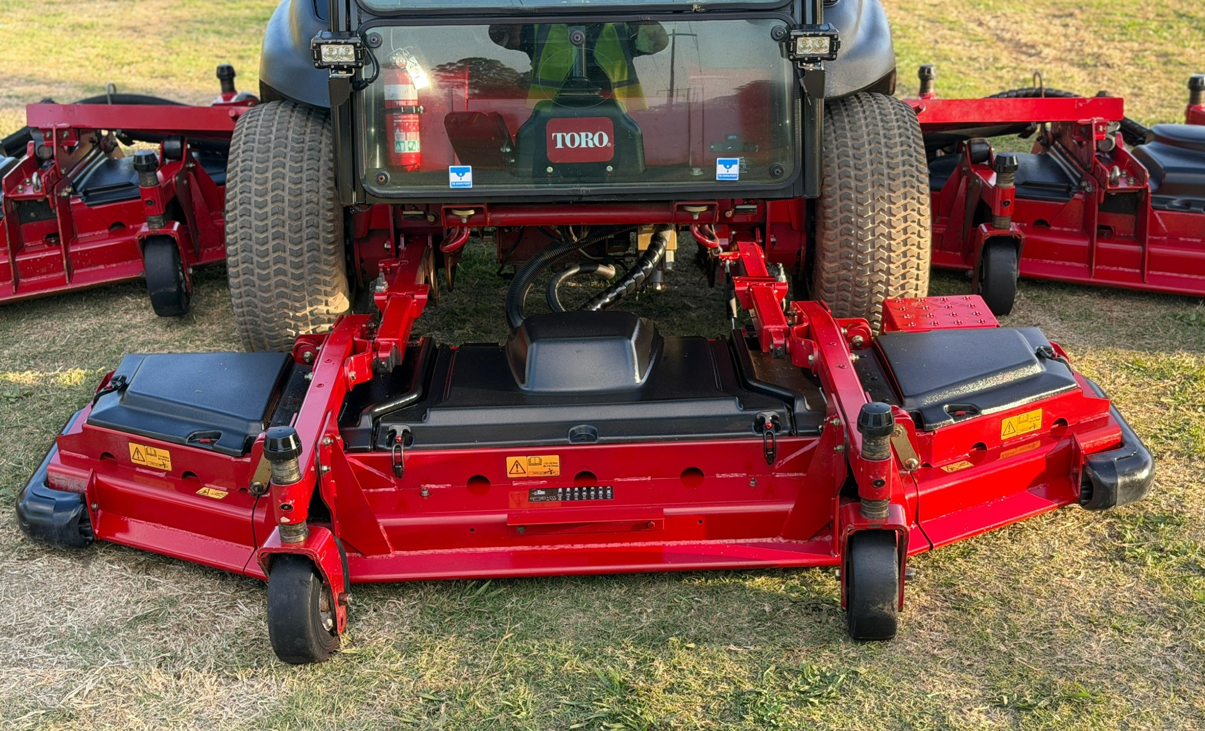 TORO GROUNDSMASTER 5910 DIESEL COMMERCIALRIDE ON LAWN MOWER JOHN DEERE KUBOTA image 17