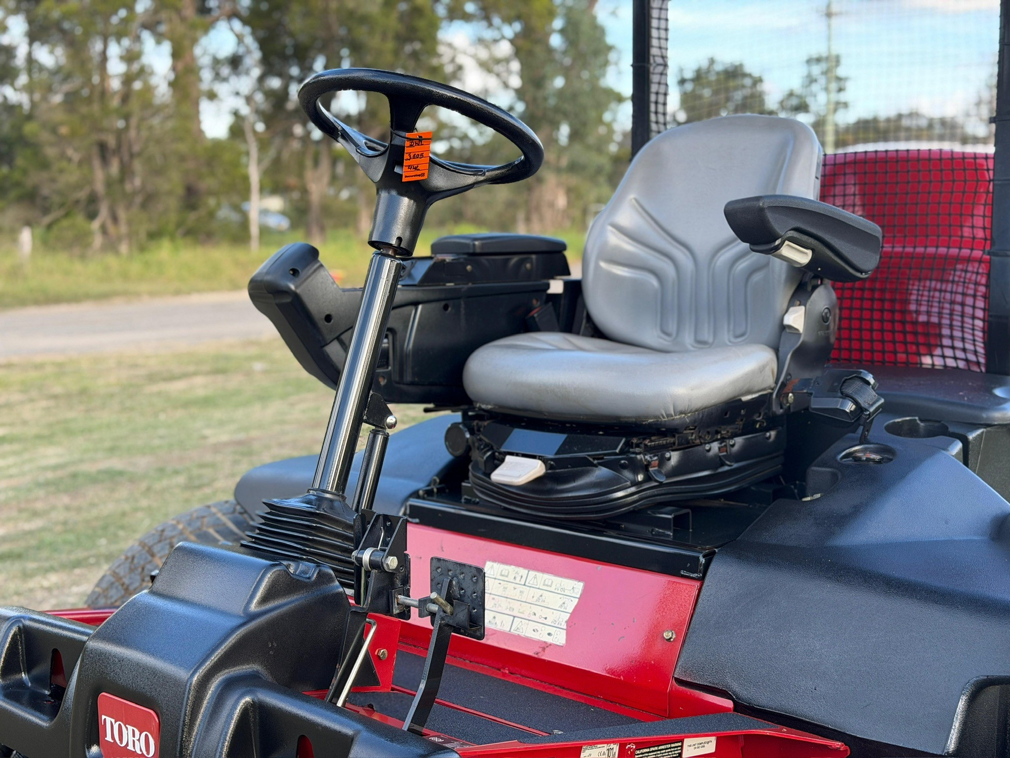 TORO GROUNDSMASTER 4500D 4WD RIDE ON COMMERCIAL DIESEL LAWN MOWER OUT FRONT ZERO TURN image 19