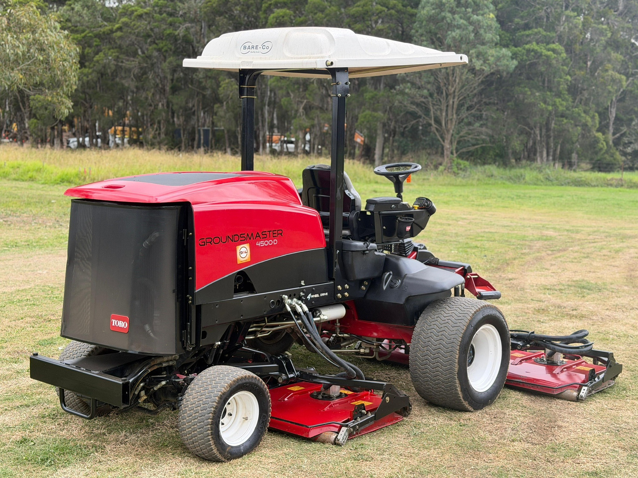 TORO GROUNDSMASTER 4500D 4WD RIDE ON COMMERCIAL DIESEL LAWN MOWER OUT FRONT ZERO TURN image 4