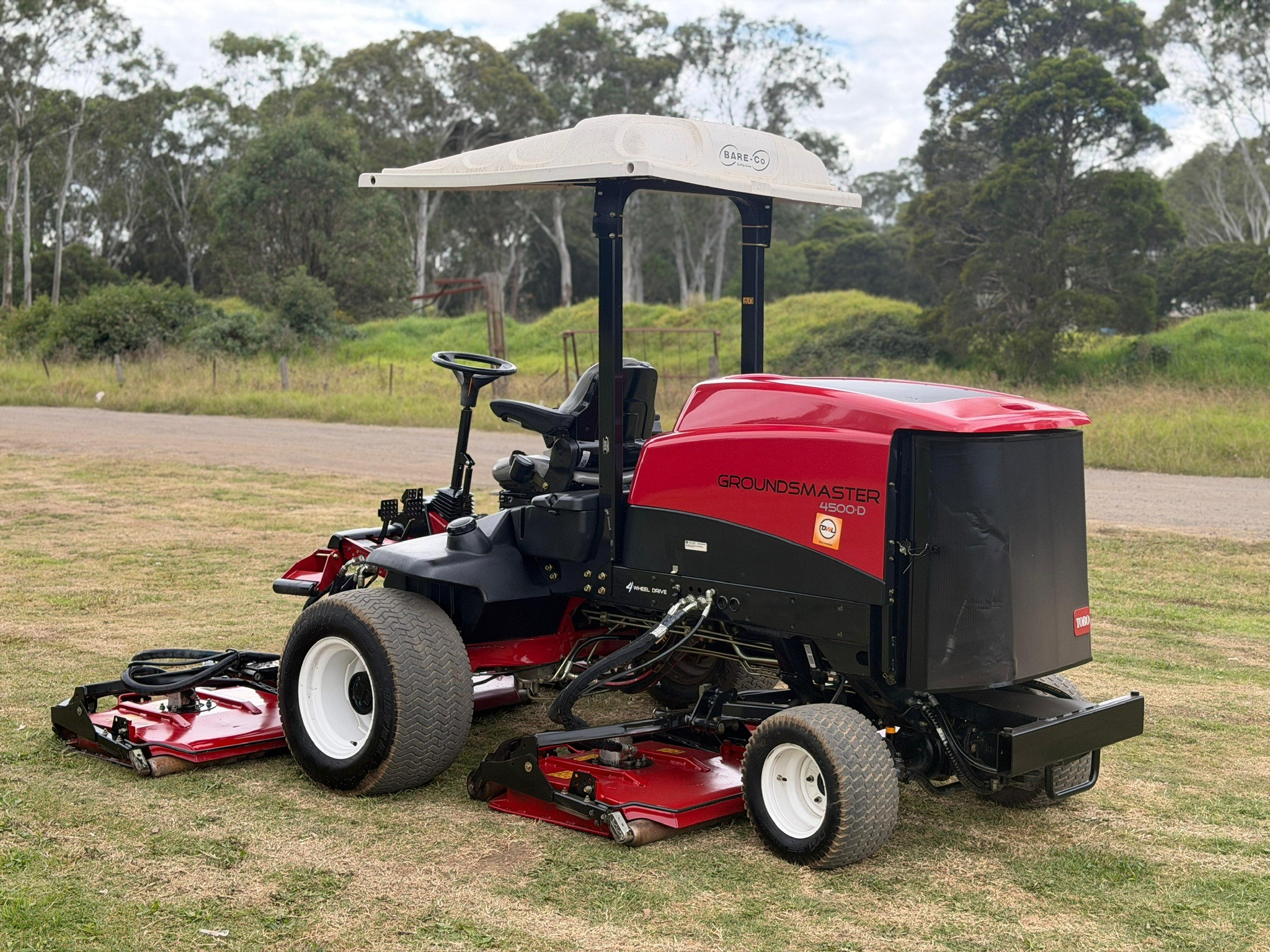 TORO GROUNDSMASTER 4500D 4WD RIDE ON COMMERCIAL DIESEL LAWN MOWER OUT FRONT ZERO TURN image 3