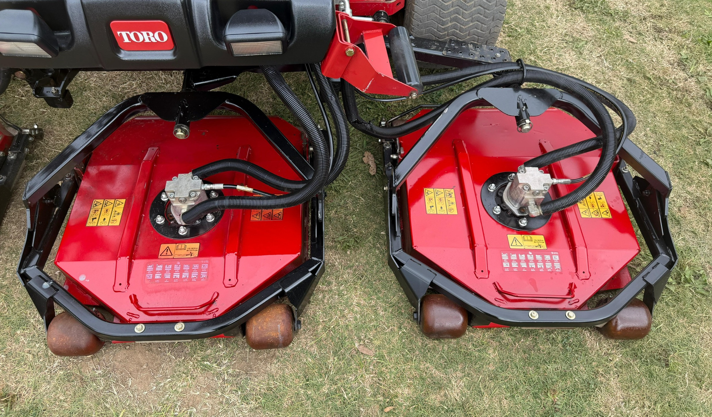 TORO GROUNDSMASTER 4500D 4WD RIDE ON COMMERCIAL DIESEL LAWN MOWER OUT FRONT ZERO TURN image 15
