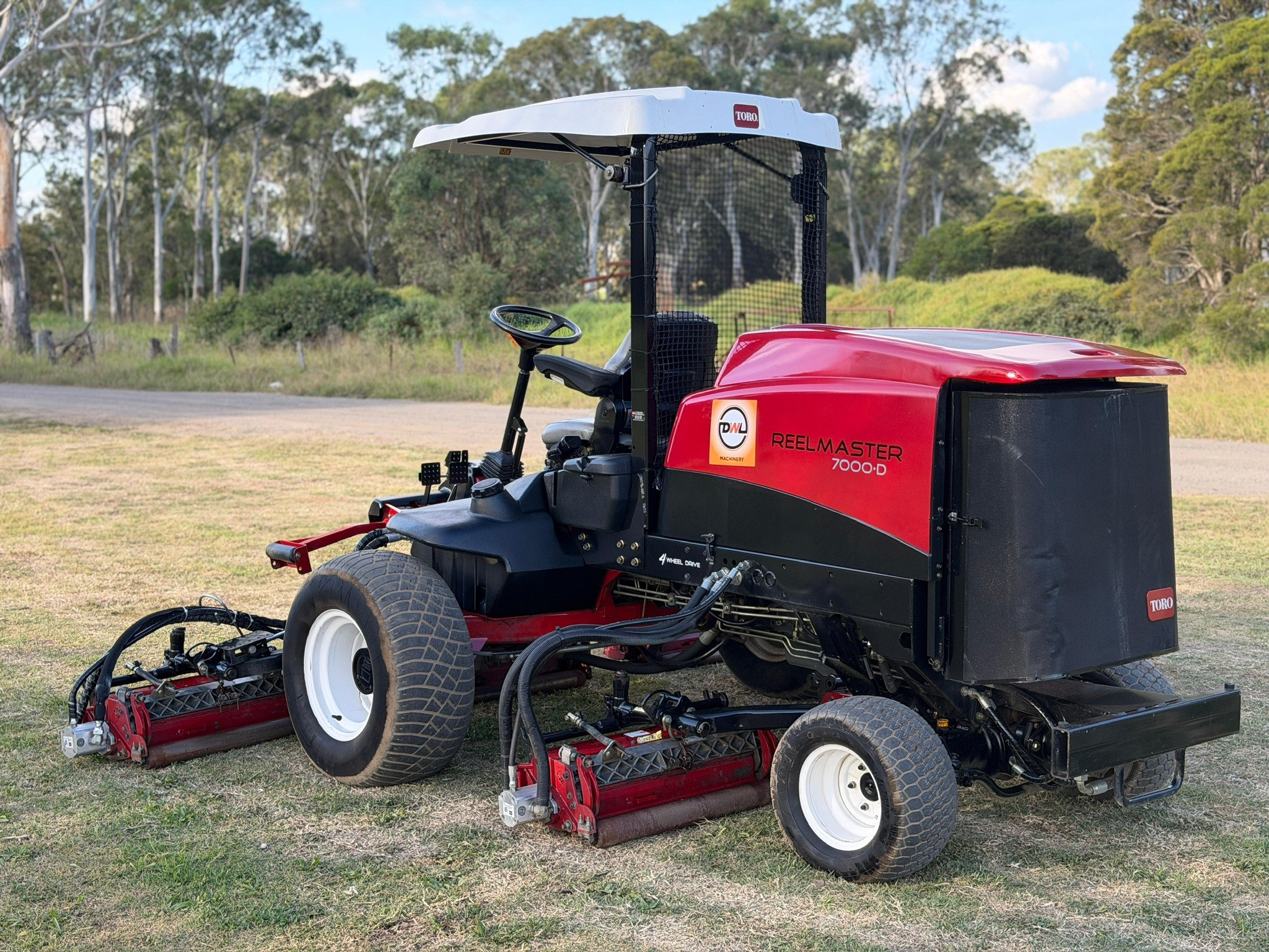 TORO REELMASTER 7000D RIDE ON FAIRWAY CYLINDER REEL GREENS GOLF COURSE LAWN MOWER JOHN DEERE image 3