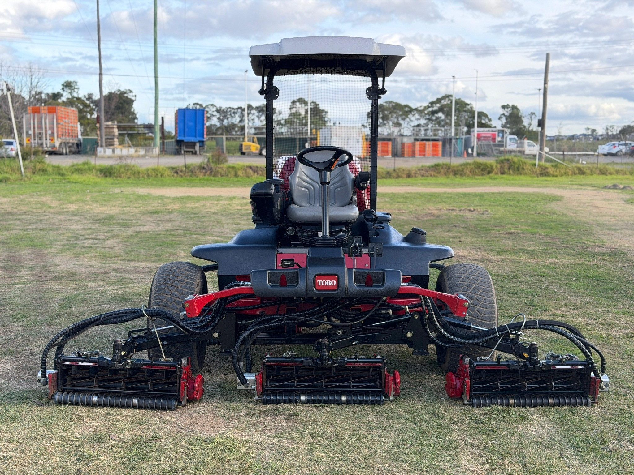 TORO REELMASTER 7000D RIDE ON FAIRWAY CYLINDER REEL GREENS GOLF COURSE LAWN MOWER JOHN DEERE image 7