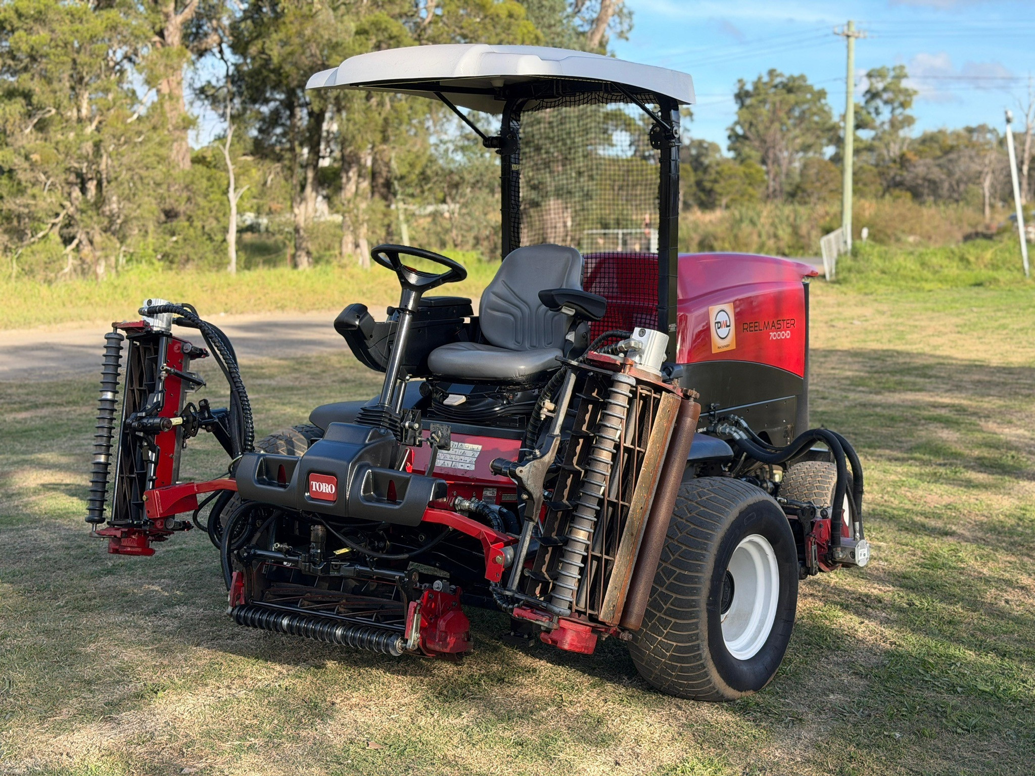 TORO REELMASTER 7000D RIDE ON FAIRWAY CYLINDER REEL GREENS GOLF COURSE LAWN MOWER JOHN DEERE image 18