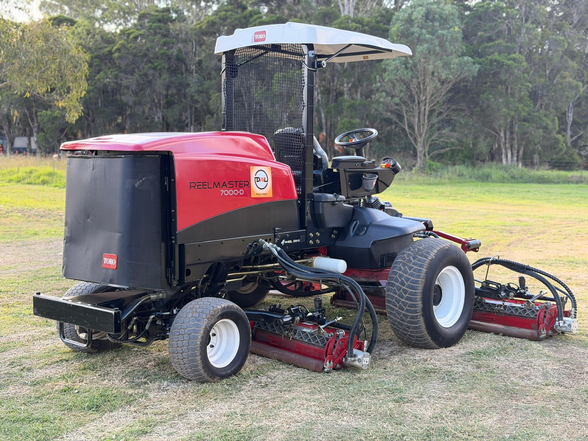TORO REELMASTER 7000D RIDE ON FAIRWAY CYLINDER REEL GREENS GOLF COURSE LAWN MOWER JOHN DEERE image 4