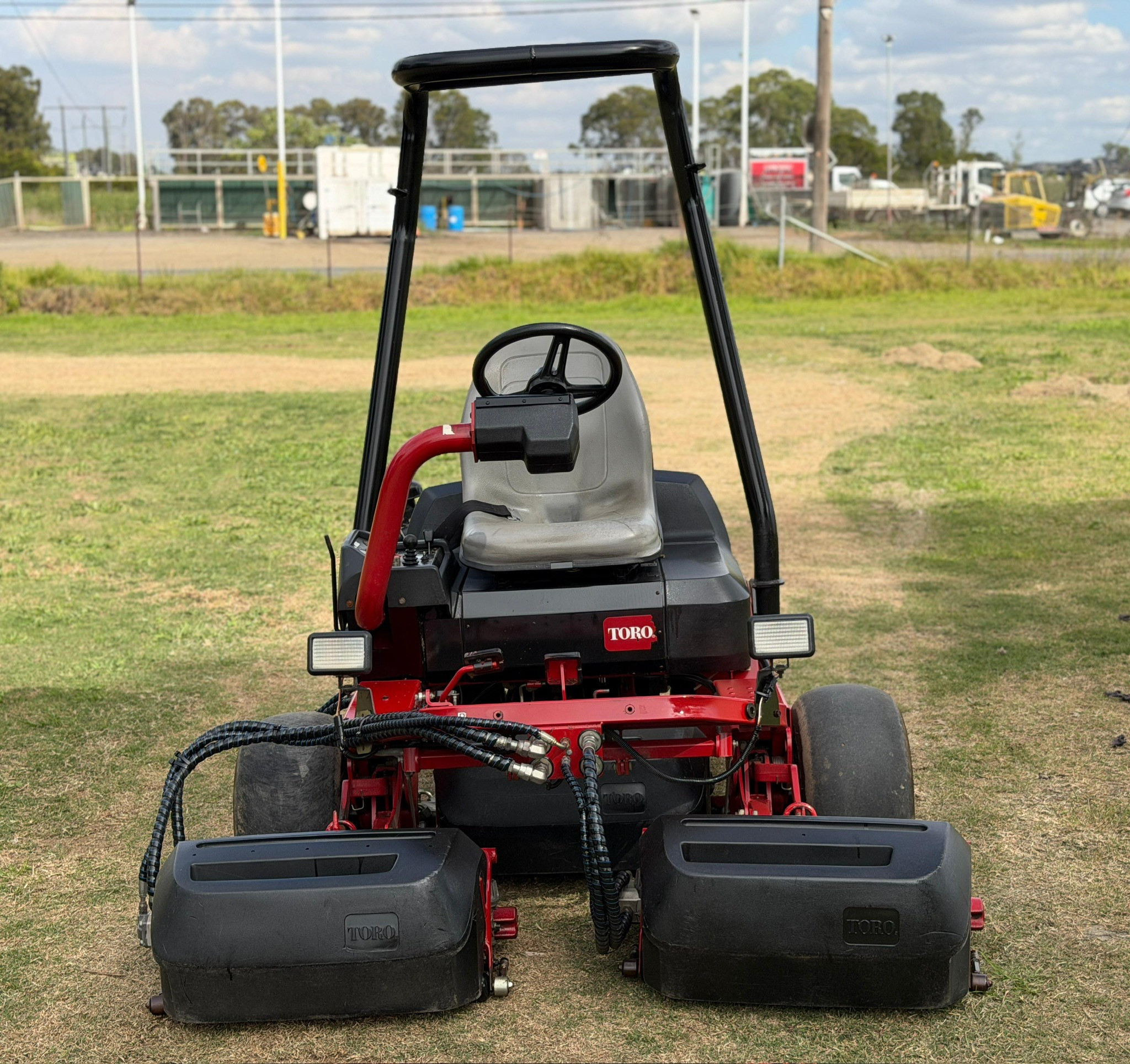 TORO GREENSMASTER 3250D DIESEL GREENS CYLINDER REEL GOF COURSE RIDE ON LAWN MOWER JOHN DEERE image 16