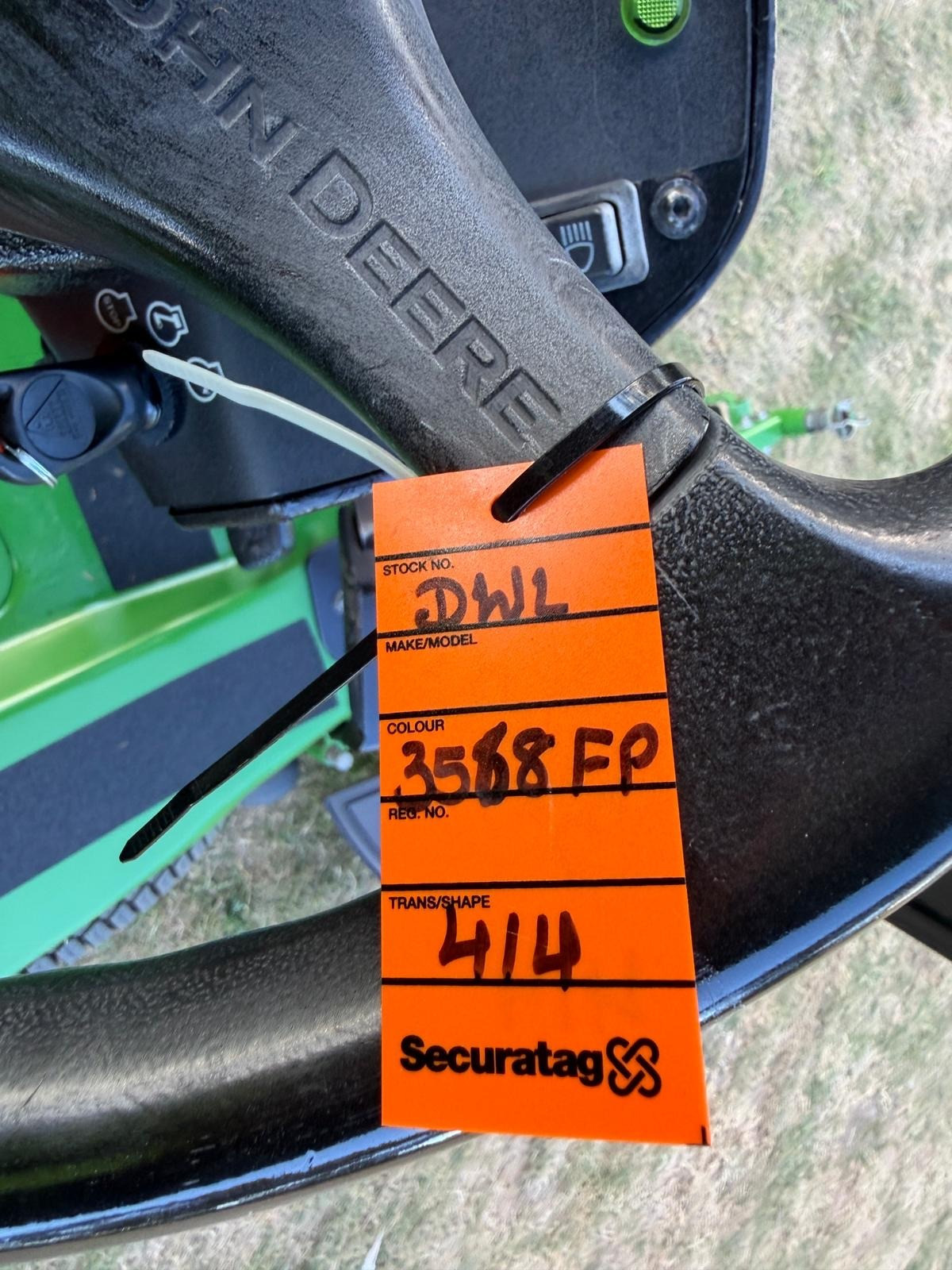 JOHN DEERE 1570 72 INCH 4WD COMMERCIAL OUT FRONT RIDE ON DIESEL LAWN MOWER KUBOTA ISEKI TORO image 19