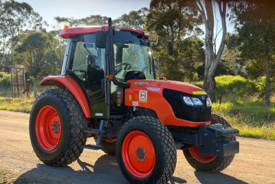 KUBOTA M8540D 85HP DIESEL 4X4 AWD FARM TRACTOR VINEYARD ROW CROP WITH FORK LIFT JOHN DEERE