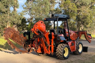 DITCH WITCH RT115 RIDE ON TRENCH DIGGER TRENCHER TORO VERMEER