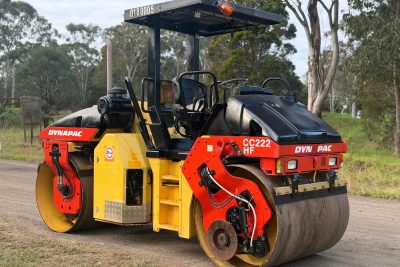DYNAPAC CC222HF 7.7T SMOOTH DRUM ROLLER ARTICULATED COMPACTOR COMPACTION AMMANN