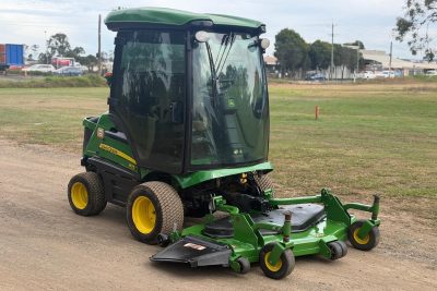 JOHN DEERE 1575 72 INCH A/C CAB 4WD COMMERCIAL OUT FRONT RIDE ON DIESEL LAWN MOWER KUBOTA ISEKI TORO