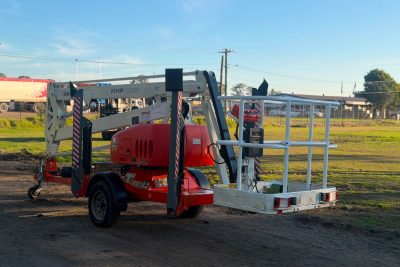 SNORKEL MHP 13/35 IN CERT 41FT 12.6M TRAILER MOUNTED BOOM LIFT ELEVATED WORK PLATFORM EWP JLG GENIE