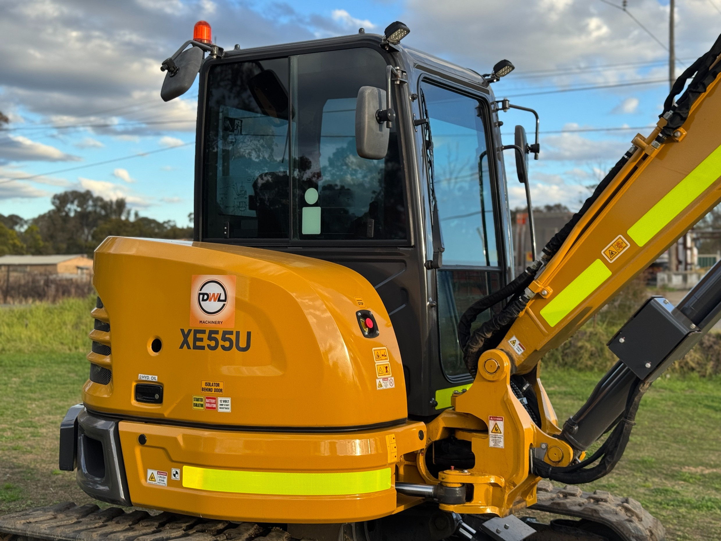 2024 XCMG XE55U 5.7T EXCAVATOR BOBCAT LOADER KUBOTA CATERPILLAR HITACHI KOMATSU XCMG CASE image 16