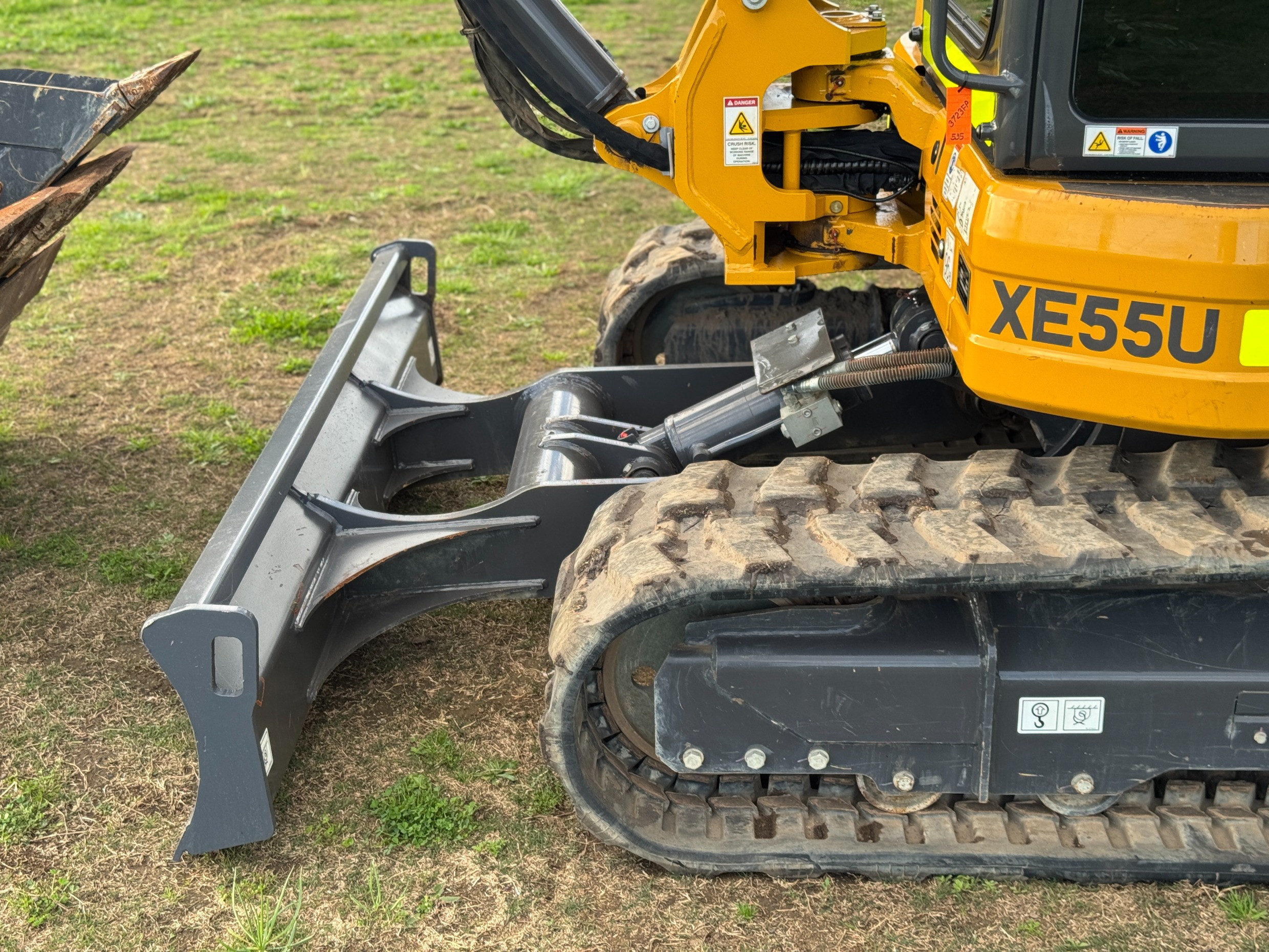 2024 XCMG XE55U 5.7T EXCAVATOR BOBCAT LOADER KUBOTA CATERPILLAR HITACHI KOMATSU XCMG CASE image 21