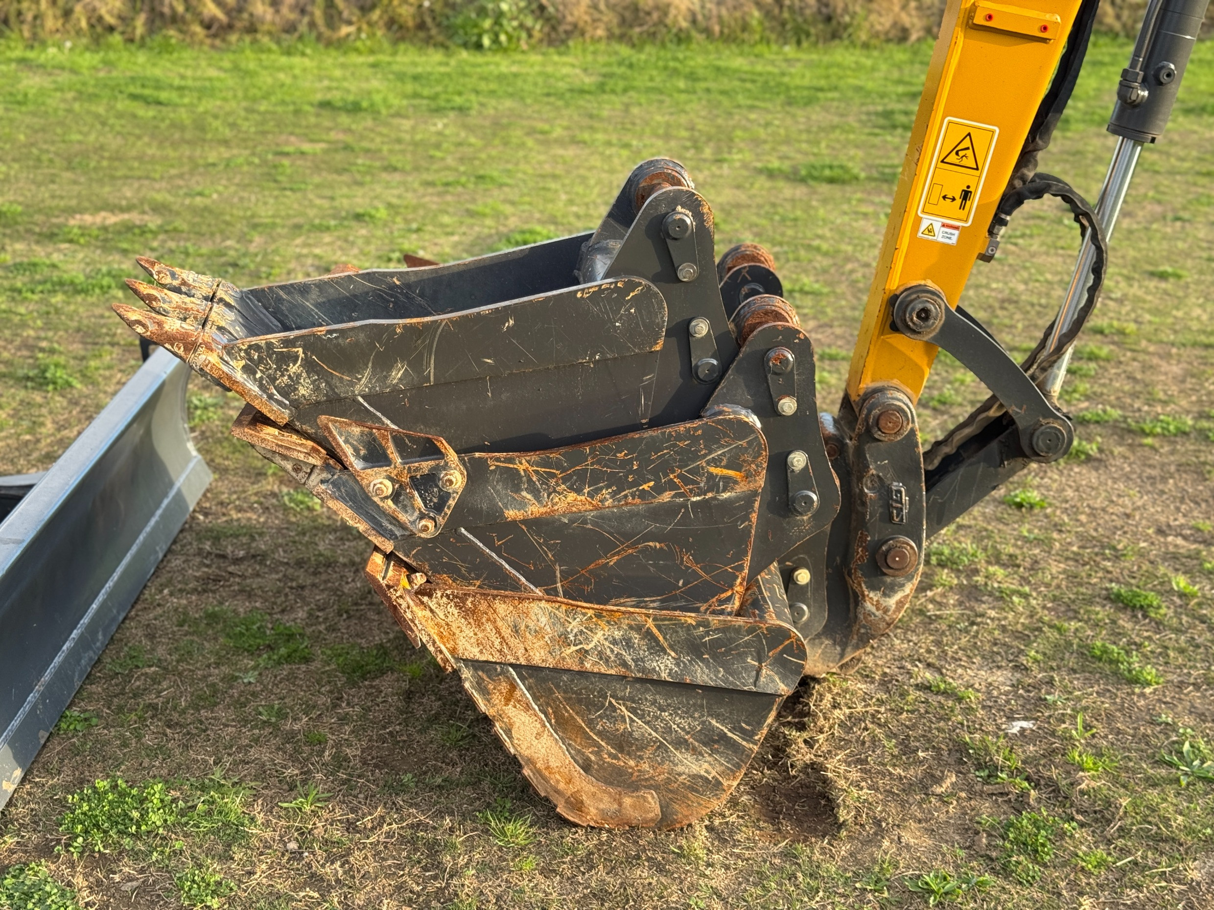 2024 XCMG XE55U 5.7T EXCAVATOR BOBCAT LOADER KUBOTA CATERPILLAR HITACHI KOMATSU XCMG CASE image 25