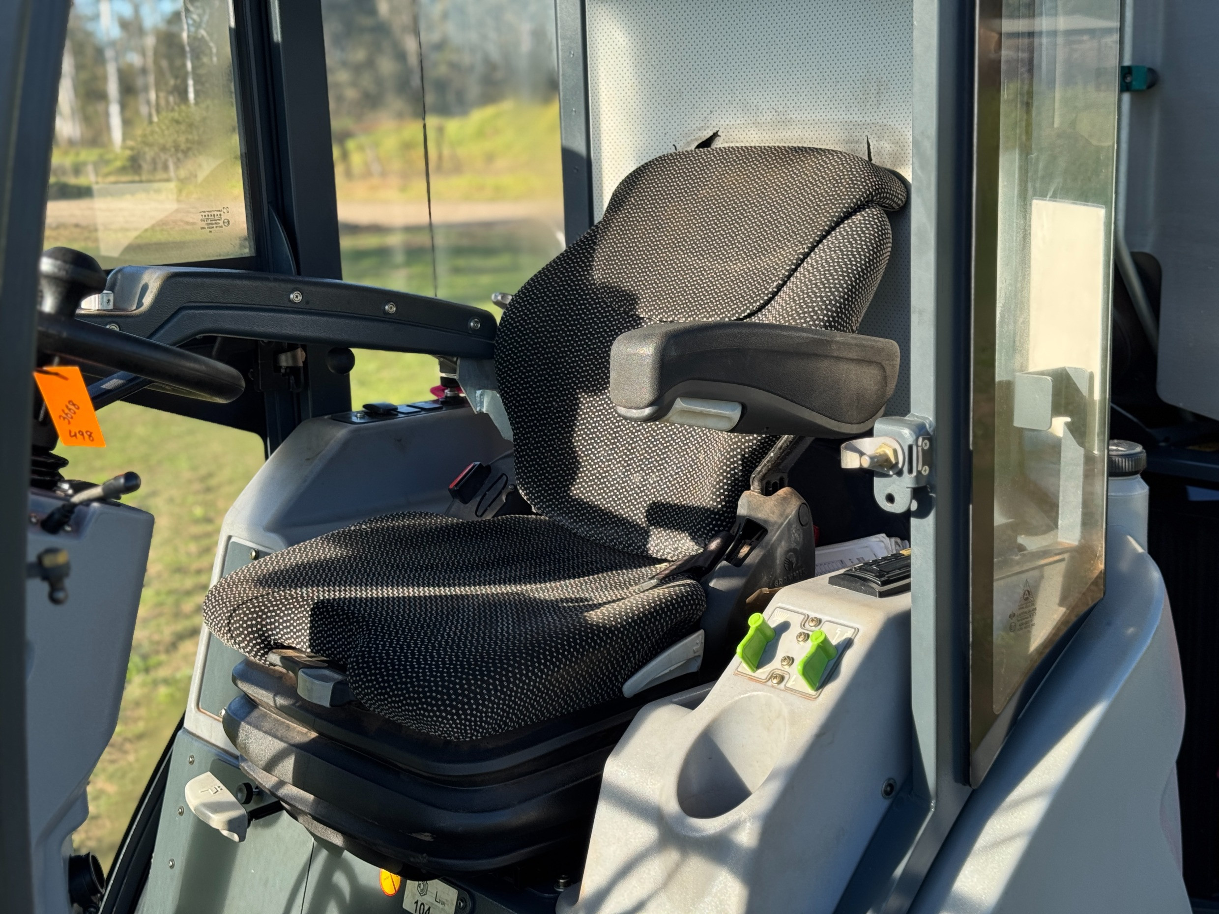HAKO CITYMASTER 600 INDUSTRIAL STREET CAR PARK VACCUM SWEEPER MACDONALD JOHNSTON GREEN MACHINE image 17