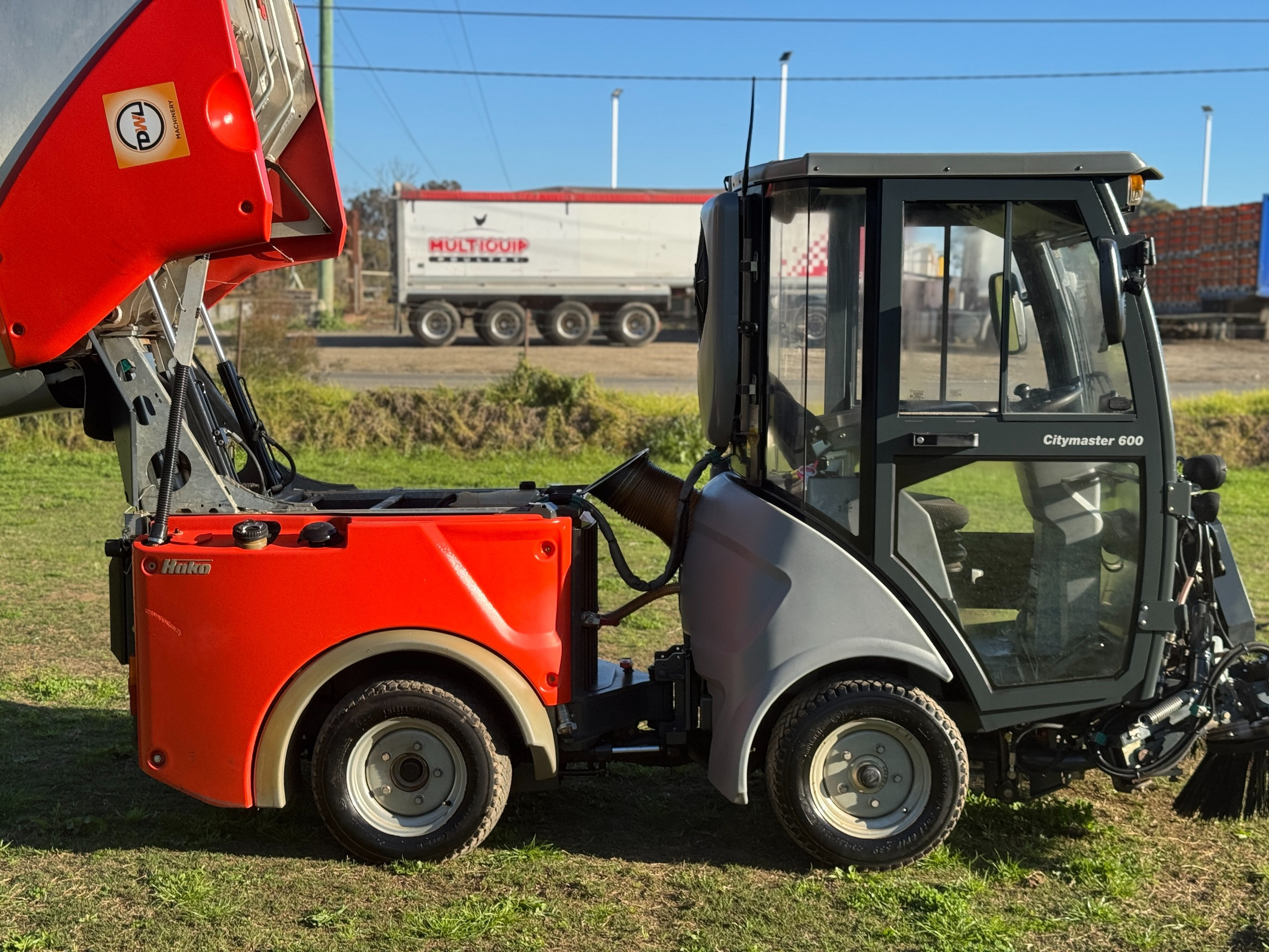 HAKO CITYMASTER 600 INDUSTRIAL STREET CAR PARK VACCUM SWEEPER MACDONALD JOHNSTON GREEN MACHINE image 20