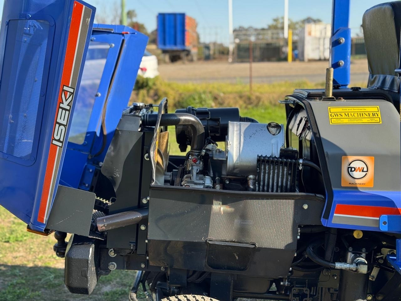 ISEKI SF310 DIESEL OUT FRONT DECK RIDE ON LAWN MOWER TORO KUBOTA image 7