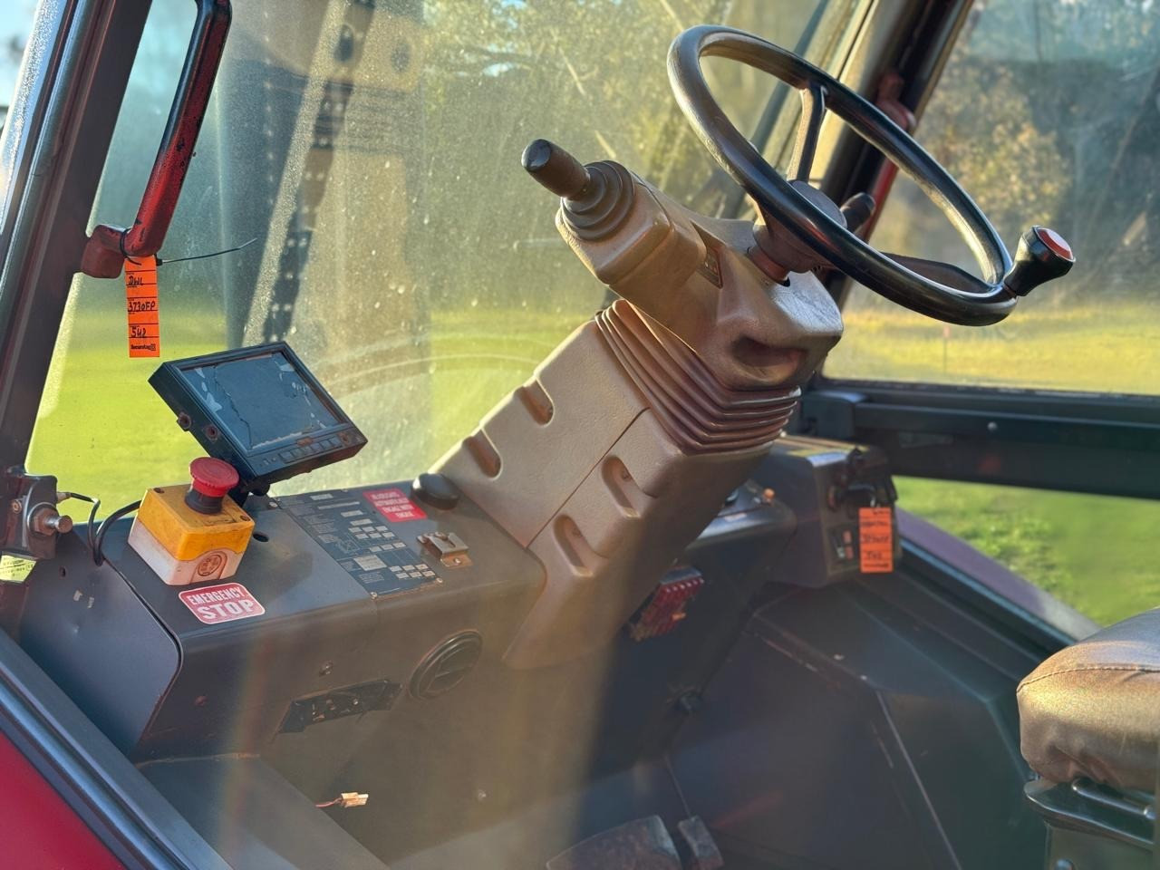 MANITOU M-X70 DIESEL ROUGH ALL TERRAIN 4WD FORKLIFT MATERIAL HANDLER image 8
