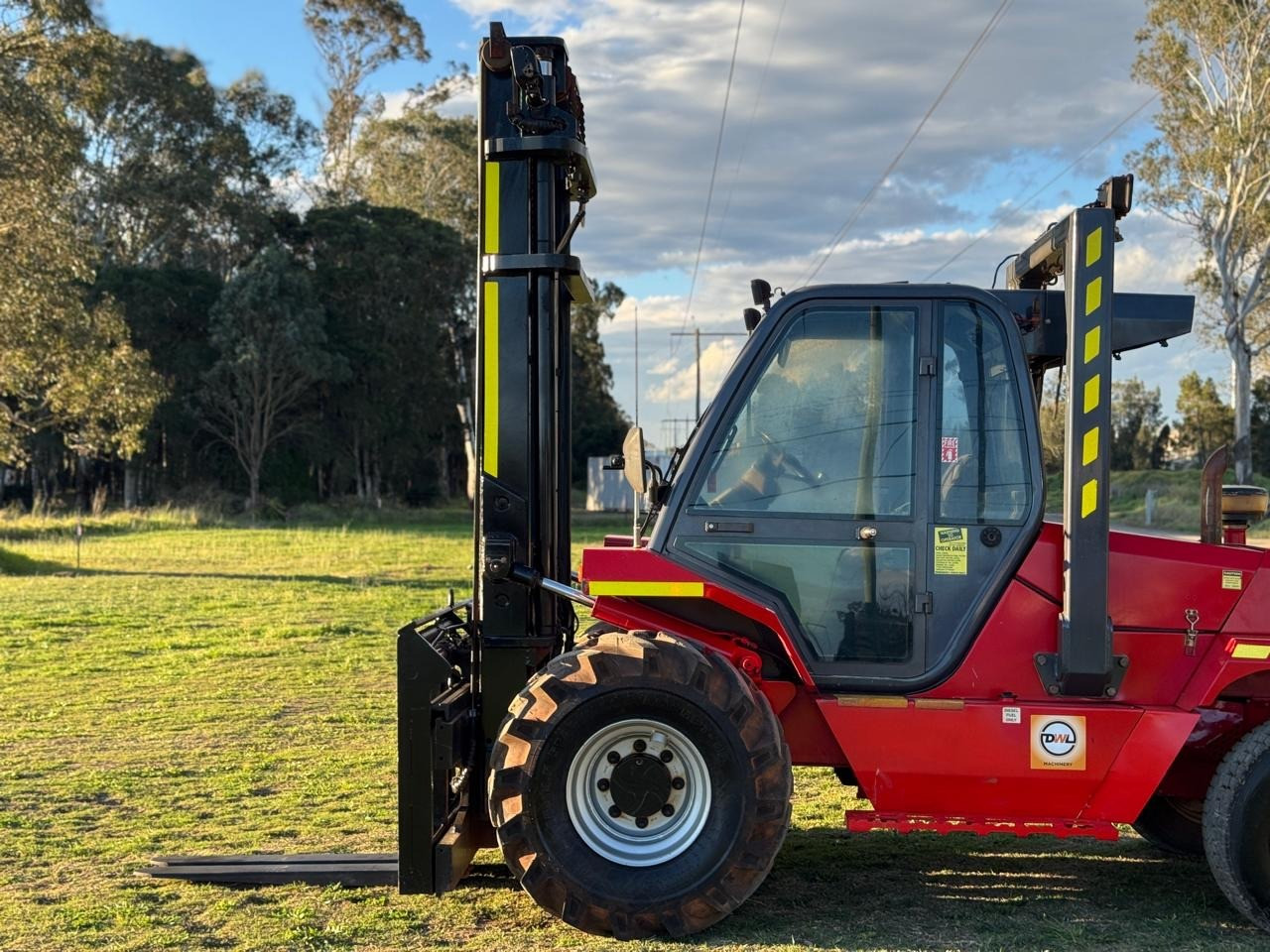 MANITOU M-X70 DIESEL ROUGH ALL TERRAIN 4WD FORKLIFT MATERIAL HANDLER image 20